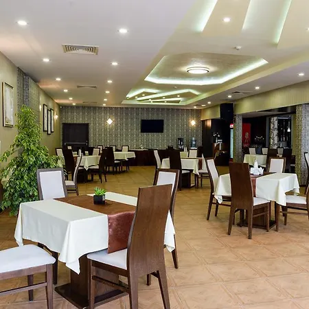 Teodora Palace Hotel 3*