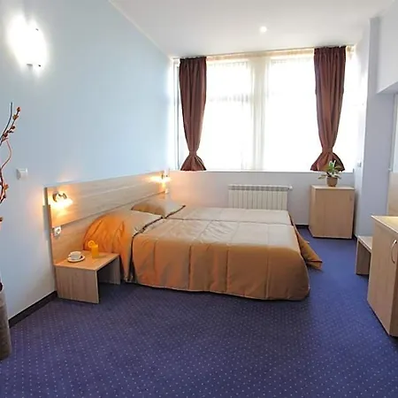 Teodora Palace فندق روس
