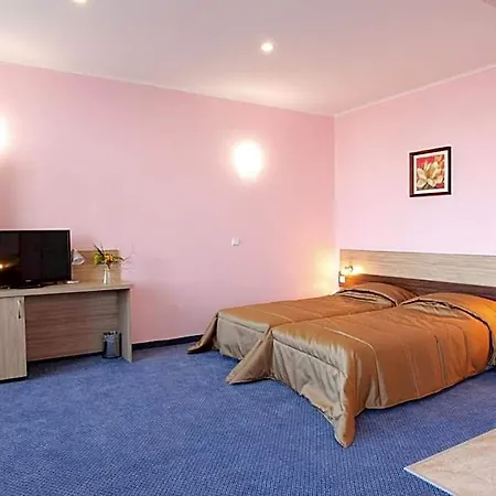 Teodora Palace 3*