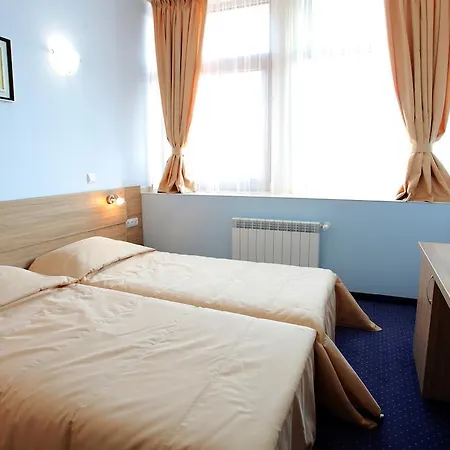فندق Teodora Palace روس