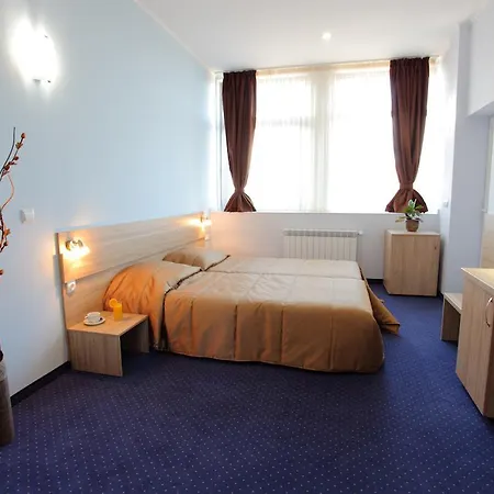 теодора палас Русе