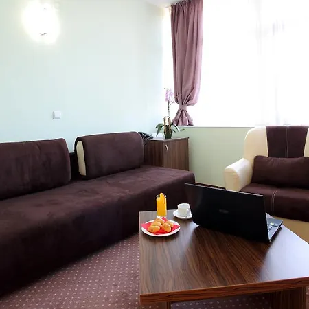 Teodora Palace 3*